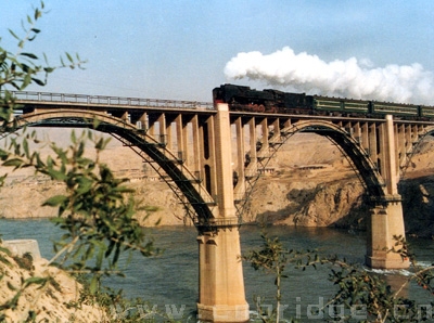 包蘭線東崗鎮(zhèn)黃河橋