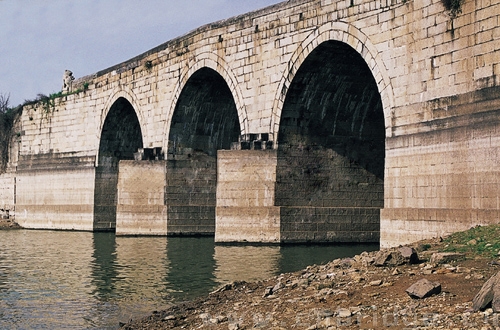 岳陽三眼橋