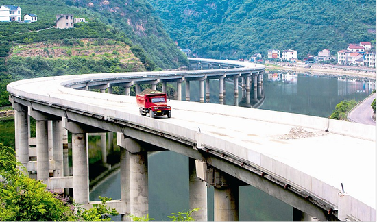 興山建全國首條水上生態(tài)公路 預(yù)計7月底通車